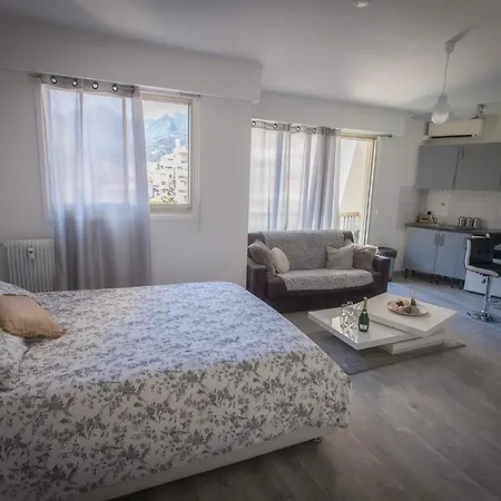 Superbe Apartman Menton